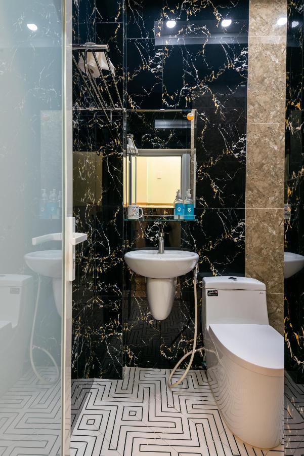 Cozrum Homes - Delightful Corner 2 Ciudad Ho Chi Minh  Exterior foto